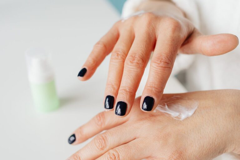 Handcreme: So pflegst du trockene Hände wirklich richtig